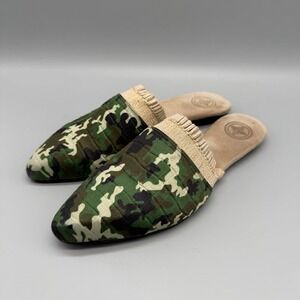 Charleston Shoe Co Blakely Camo Pointed Toe Mules Green Camouflage Flats 8